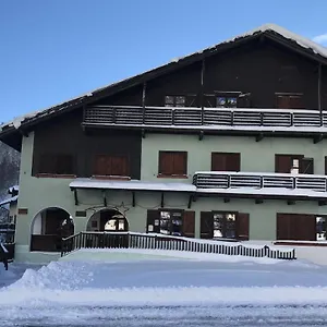 https://chalet-della-luna.fr-provencehotel.com